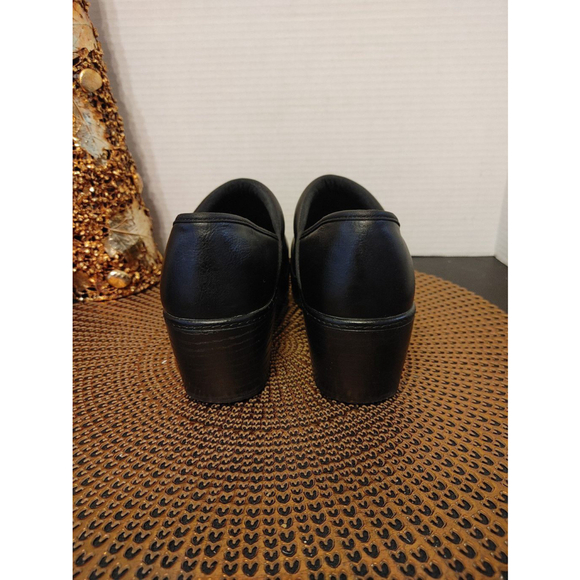Lands' End Professional Clogs Size 8D - Picture 4 of 6